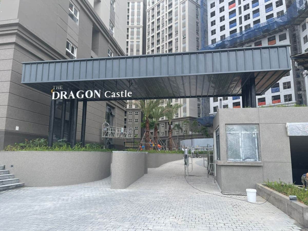 Dragon Castle đang hoàn thiện những khâu cuối cùng để chuẩn bị bàn giao nhà cho cư dân.